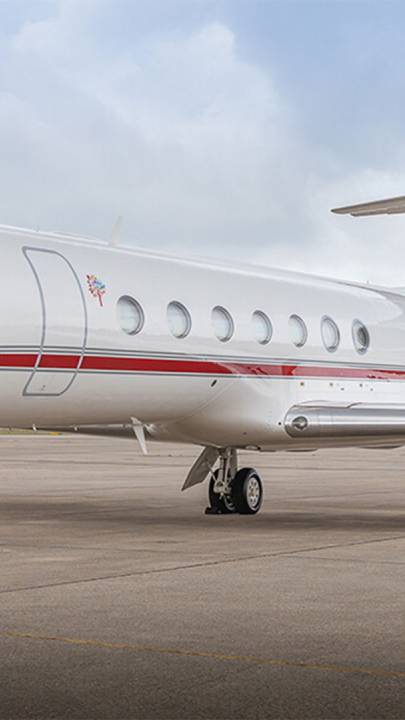 Medium-size jet alone in the runway